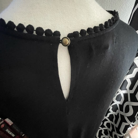 Mixed Media Flutter Sleeve Top - Picture 6 of 6